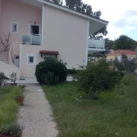 Aloni & Hotel Lassi (Kefalonia)