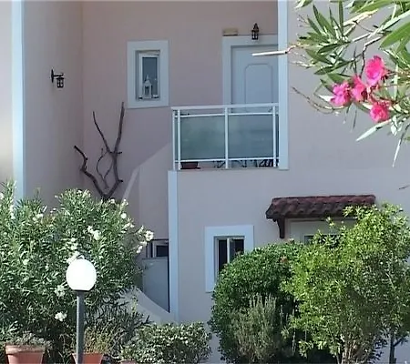 Aloni & Hotel Lassi (Kefalonia)